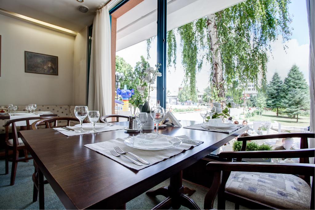 Hotel Rahovets Горна-Оряховица Экстерьер фото